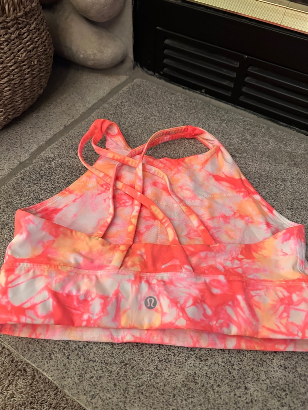 lululemon Energy high neck Sports Bra - Shibori grapefruit sz 10 - Picture 2 of 3